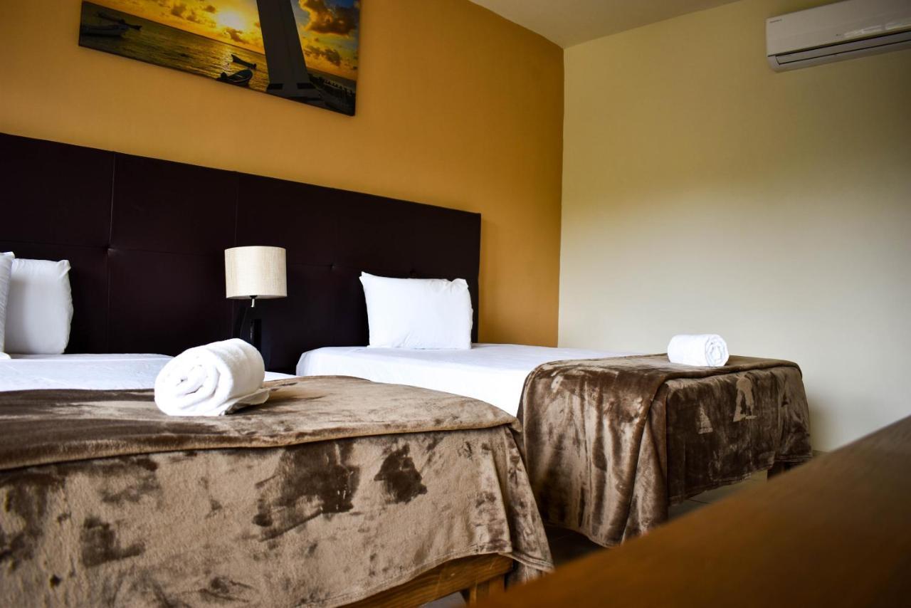 Hotel Muchin Пуерто Морелос Екстериор снимка